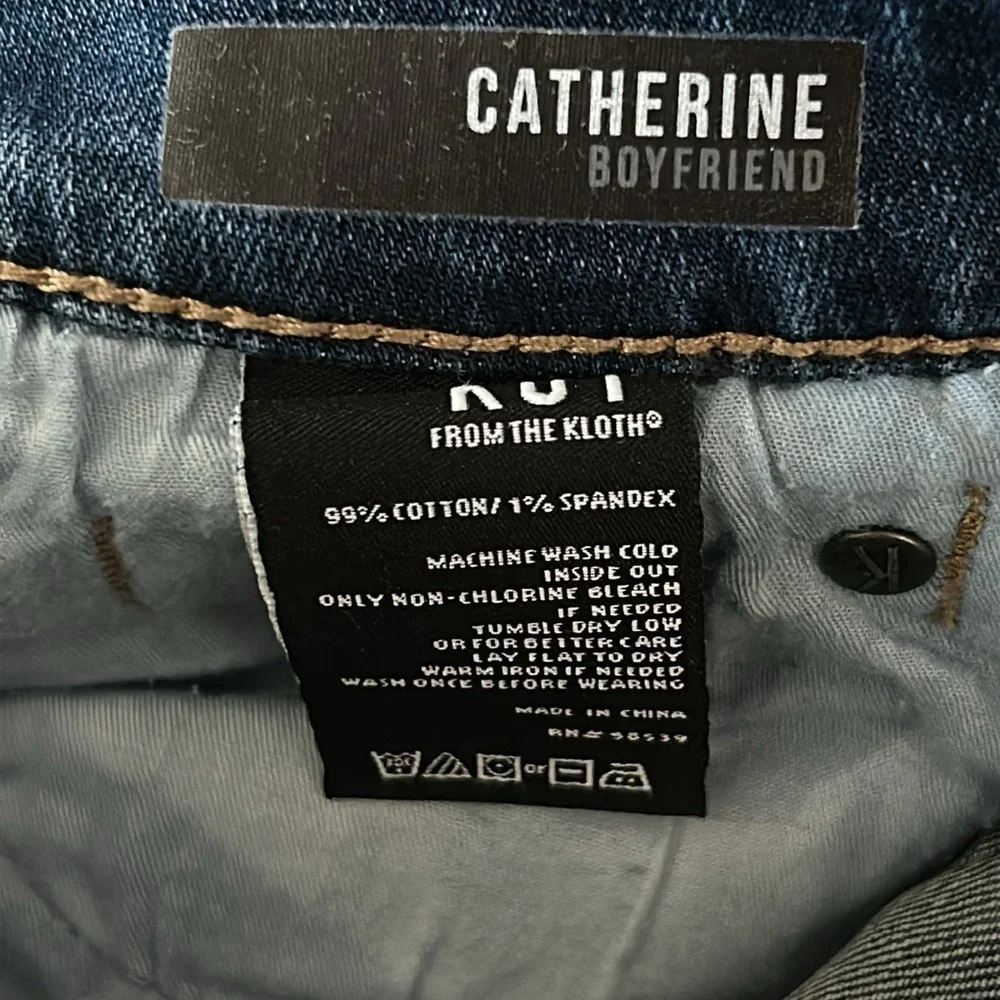 KUT Catherine Boyfriend jeans size 2